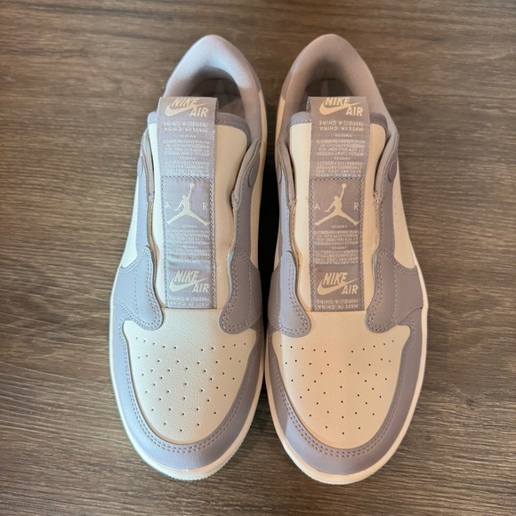 Jordan 1 Retro Low Slip Atmosphere Grey Womens-[AV3918-005] Sz ,8.5, 9, 9.5 - Picture 4 of 5